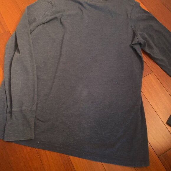 Basic Blue t-shirt size Junior xl Long sleeve - Picture 6 of 6